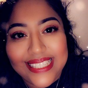 Meet your Posher, Marie